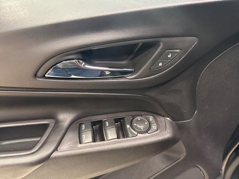Used 2019 Chevrolet Equinox LT image 27