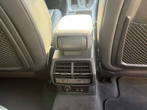 Used 2021 Audi Q3 2.0T Premium w/ Convenience Package image 22