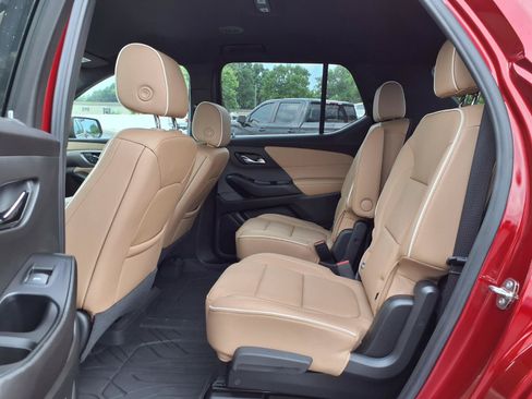 Used 2023 Chevrolet Traverse Premier AWD/4WD image 27