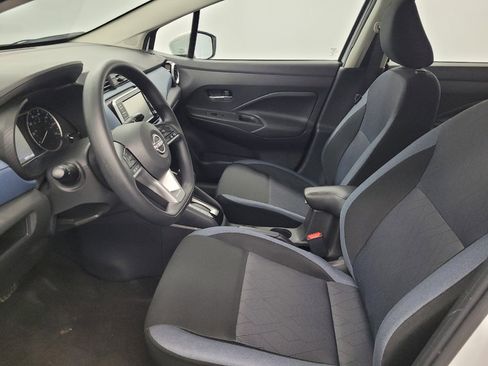 Used 2025 Nissan Versa SV w/ Trunk Package FWD image 17