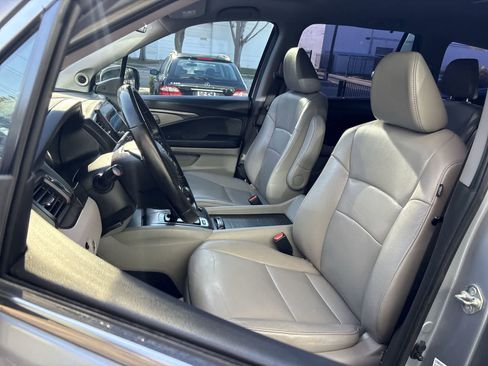 Used 2019 Honda Pilot EX-L image 10