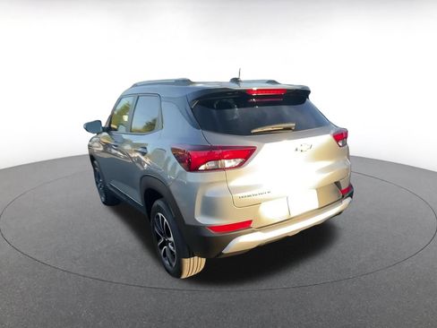 Used 2025 Chevrolet TrailBlazer LT image 11