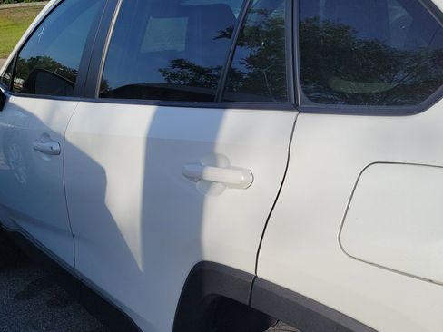 Used 2025 Toyota RAV4 XLE Premium image 24