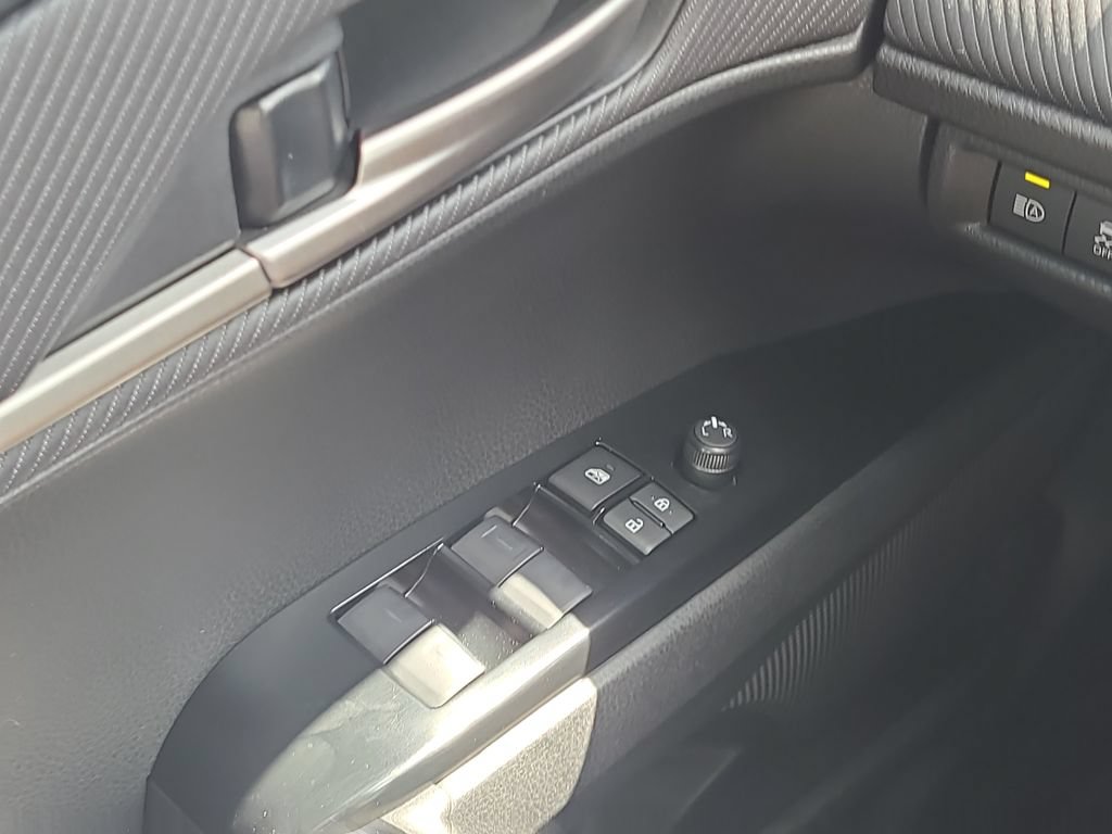 Used 2025 Toyota Camry SE w/ Multimedia Upgrade Package FWD image 18