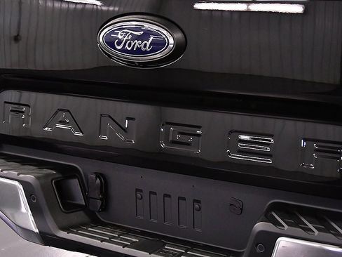 New 2025 Ford Ranger XLT w/ Equipment Group 301A High image 12