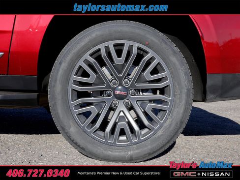 Used 2024 GMC Yukon XL SLT w/ SLT Luxury Package image 44