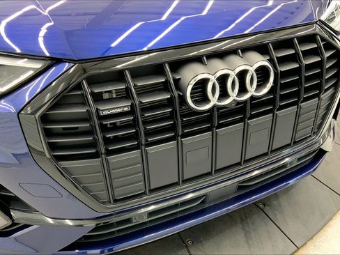 Used 2022 Audi Q3 2.0T Premium Plus w/ Premium Plus Package image 29