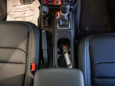 New 2025 Jeep Wrangler Unlimited Rubicon 4xe image 26