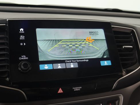 Used 2021 Honda Pilot Special Edition image 6