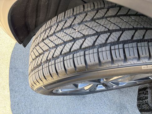 Certified 2023 Acura MDX A-Spec image 12