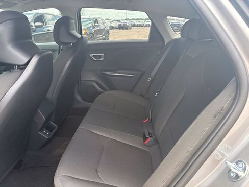 New 2026 Kia K4 FWD image 12