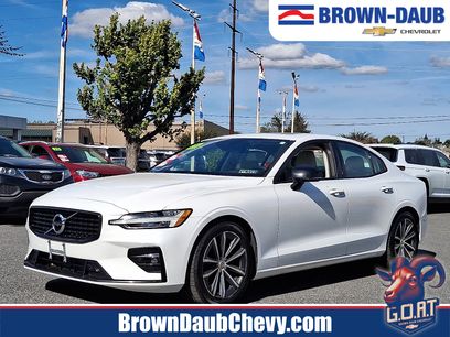 Used 2021 Volvo S60 T5 Momentum w/ Premium Package