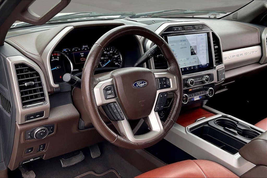 Used 2022 Ford F250 King Ranch w/ King Ranch Ultimate Package AWD/4WD image 17