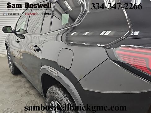 New 2026 GMC Acadia AT4 w/ Luxury Package AWD/4WD image 6