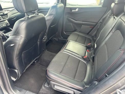 Used 2025 Ford Escape ST-Line Select AWD/4WD image 12
