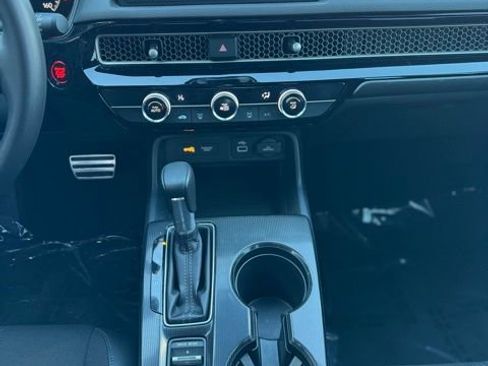 Used 2024 Honda Civic Sport image 16