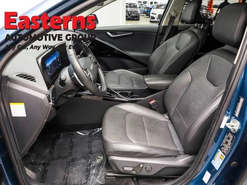 Used 2023 Kia Niro Wave w/ Wave Preserve Package image 14