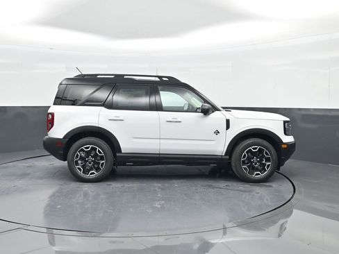 New 2025 Ford Bronco Sport Outer Banks w/ Outer Banks Tech Package+ image 9