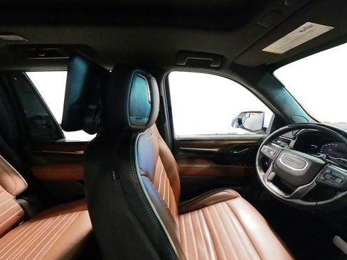 Used 2023 GMC Yukon Denali Ultimate image 49