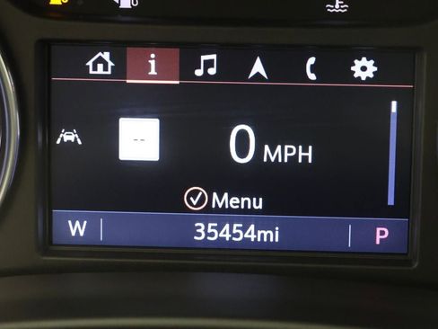 Used 2023 Buick Enclave Essence w/ Experience Buick Package image 19