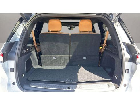 Used 2024 Jeep Grand Cherokee L Summit image 9