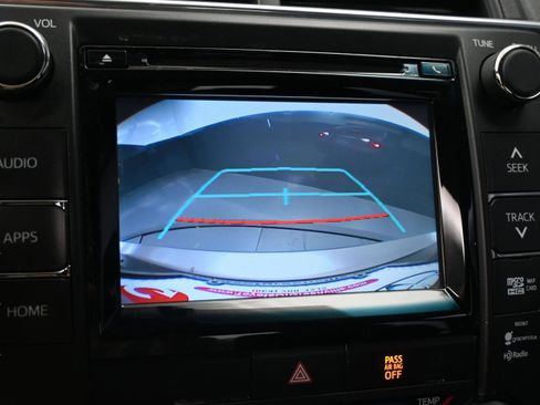 Used 2015 Toyota Camry XSE w/ Moonroof Package image 29