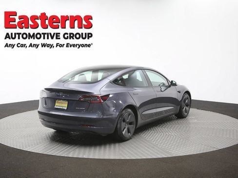 Used 2022 Tesla Model 3 Long Range AWD/4WD image 38