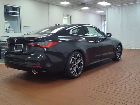 Used 2026 BMW 430i xDrive Coupe w/ Premium Package AWD/4WD image 9