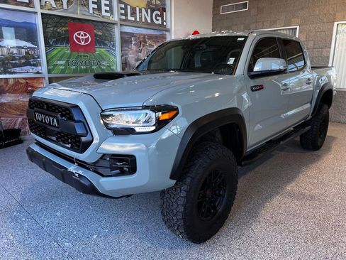 Used 2021 Toyota Tacoma TRD Pro image 3