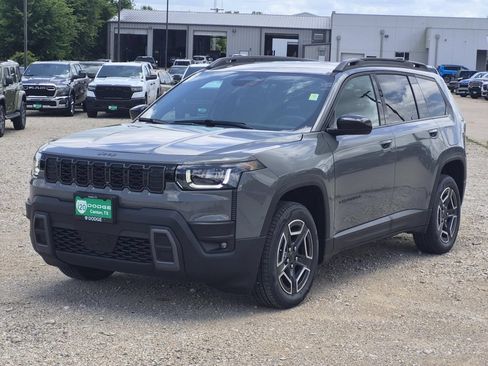 New 2026 Jeep Cherokee Laredo AWD/4WD image 4