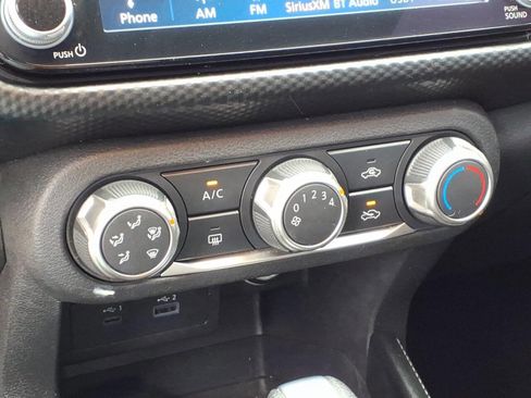 Used 2023 Nissan Kicks SV image 14