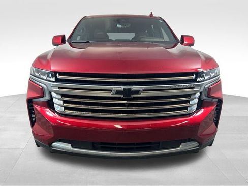 Used 2023 Chevrolet Tahoe High Country AWD/4WD image 9