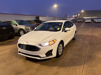 Used 2020 Ford Fusion S video 1