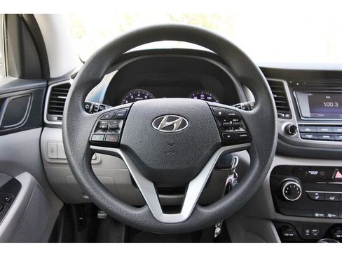 Used 2017 Hyundai Tucson SE image 13