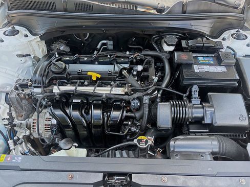 Used 2019 Kia Forte LXS FWD image 27