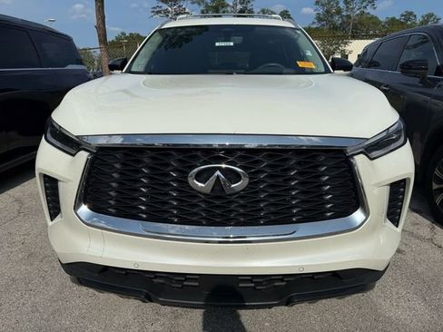 Certified 2025 INFINITI QX60 Luxe w/ Cargo Package FWD image 2
