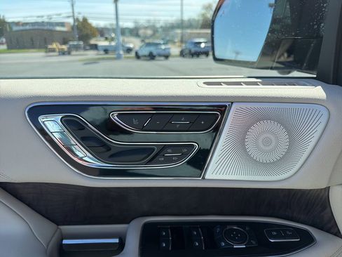 Certified 2021 Lincoln Navigator Reserve w/ Luxury Package image 26