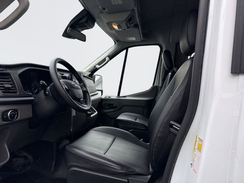 Used 2020 Ford Transit 150 XL image 11