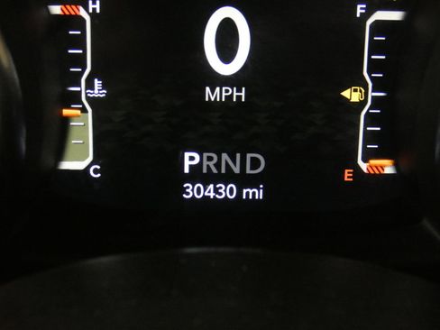 Used 2022 Jeep Wrangler Unlimited Sahara image 19