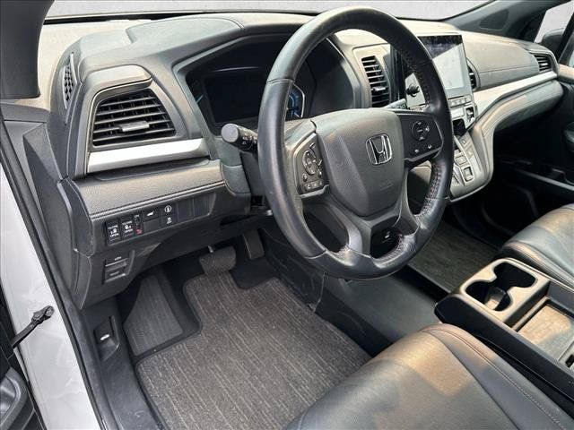 Used 2024 Honda Odyssey Sport image 11