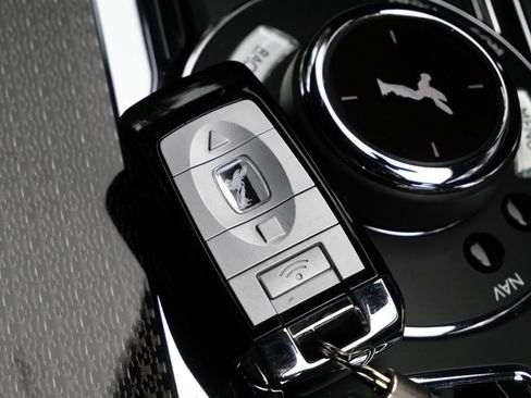 Certified 2020 Rolls-Royce Dawn image 15