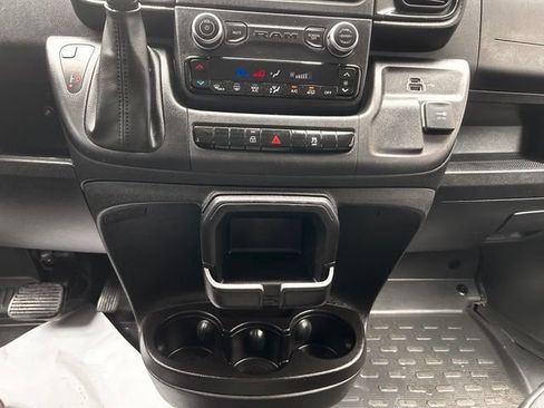 Used 2025 RAM ProMaster 2500 w/ Convenience Group FWD image 23