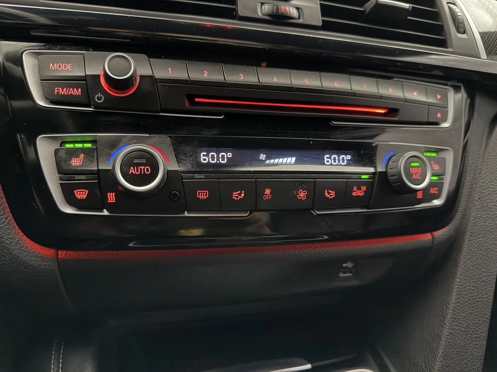 Used 2018 BMW M4 Convertible RWD image 34
