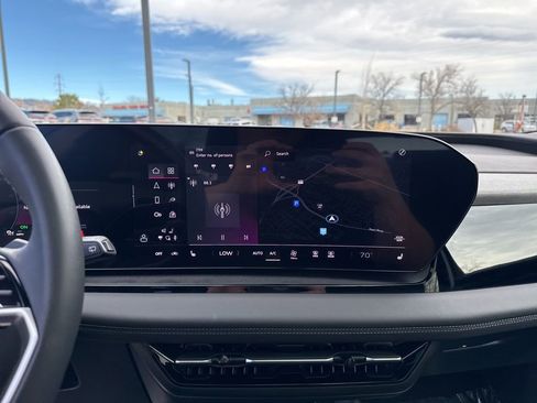 Used 2025 Audi Q6 e-tron Premium Plus w/ Premium Plus image 17