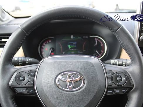 Used 2022 Toyota RAV4 Limited w/ Limited Grade Weather Package AWD/4WD image 26