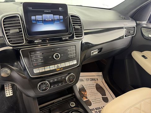 Used 2018 Mercedes-Benz GLE 43 AMG 4MATIC image 8