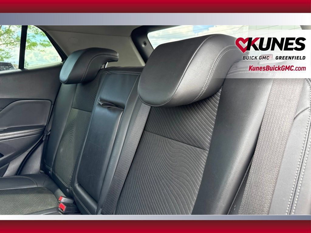 Used 2014 Buick Encore FWD image 18