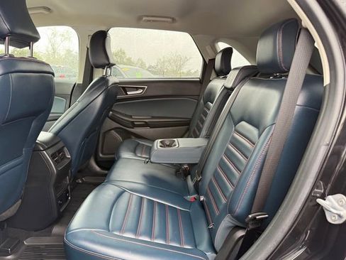 Certified 2023 Ford Edge SEL w/ Sport Appearance Package AWD/4WD image 9