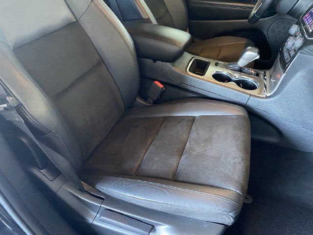 Used 2021 Jeep Grand Cherokee Laredo X AWD/4WD image 9