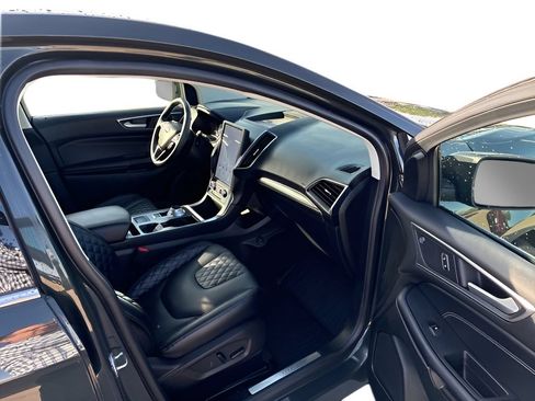 Used 2023 Ford Edge Titanium w/ Equipment Group 301A AWD/4WD image 27